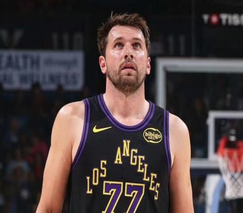 場均33.5分的得分王，可能進不了最佳陣容