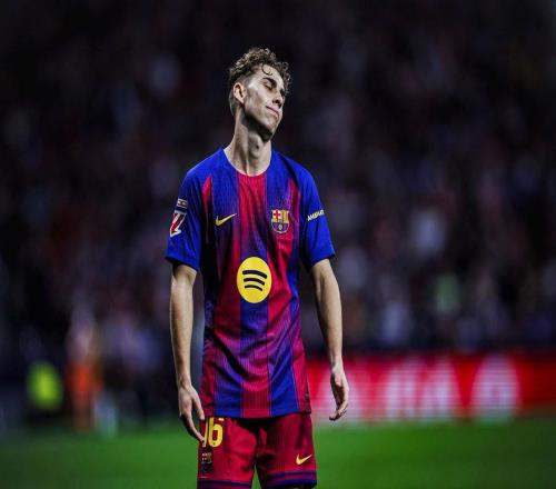 記者：費(fèi)爾明今天在訓(xùn)練中頭部輕微受傷，但不影響出戰(zhàn)馬競(jìng)