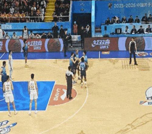 貝茲利和隊友沖突寧波賽后宣布解約：外援無特權(quán)！