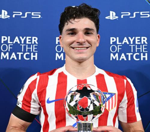 巴薩1人錯(cuò)失2次機(jī)會(huì)！門前墊射+空門不進(jìn)，拉菲尼亞不復(fù)出難翻盤