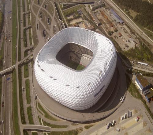 德甲里程碑之戰(zhàn)！拜仁能否破紀(jì)錄