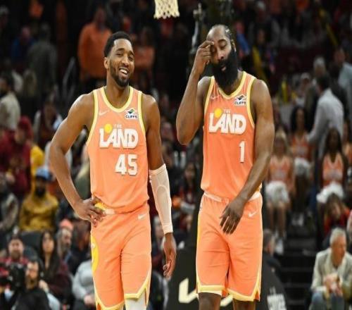 【早報(bào)】巴薩吞紅不敵馬競(jìng)，巴黎主場(chǎng)完勝利物浦！