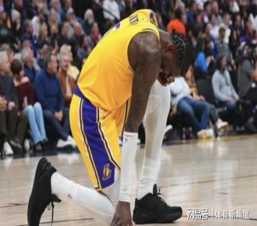 內(nèi)訌大戲上演！湖人三名球員被牽連，真的不應(yīng)該啊...