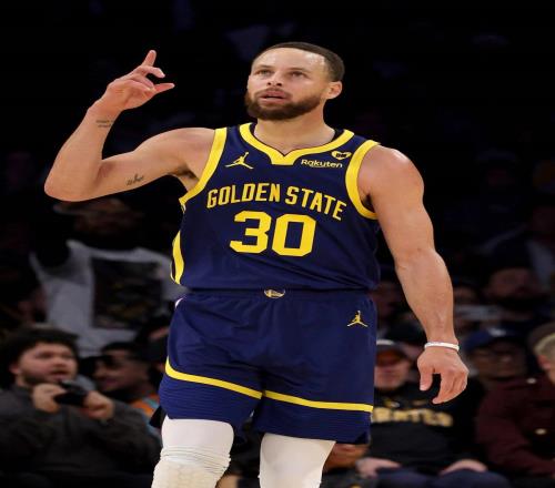 傷病不斷！庫里17個賽季僅得26493分，他的職業(yè)生涯還能拿3萬分嗎