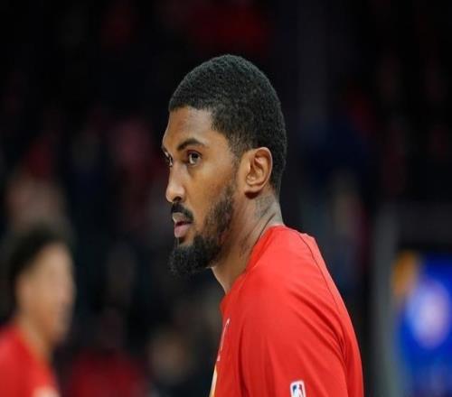 要裁誰曝衛冕冠軍廣廈將簽下前NBA中鋒馬利克威廉姆斯