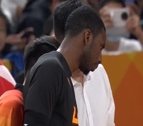 判罰爭議無礙11連勝！CBA黑馬創造歷史奪冠大熱門不止上海和廣廈