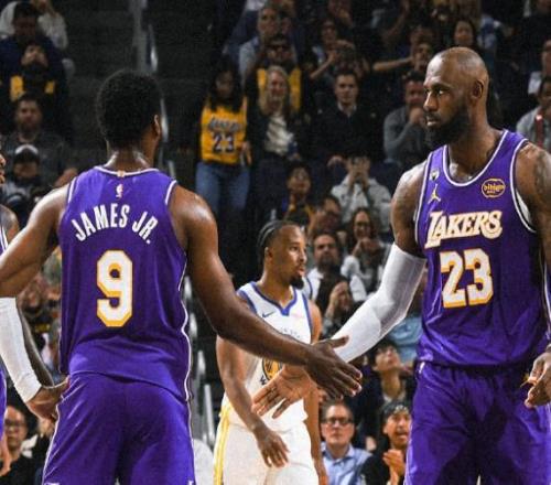 復出高效率，詹姆斯17中11&三分5中3砍26分8板11助2斷1帽