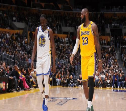 詹姆斯26+11帶隊(duì)輕取勇士！湖人重返西部第四，火箭危險(xiǎn)了