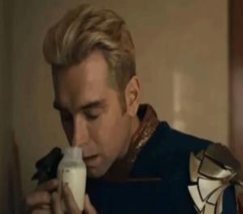 母乳癖深入人心祖國(guó)人演員自曝：粉絲總給我送牛奶