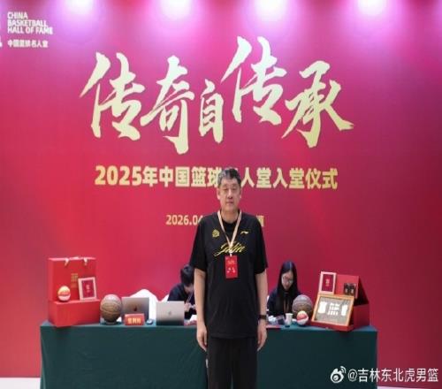 傳奇傳承時刻來自“虎王”孫軍的榮耀即將在2025年中國籃球名人堂中銘刻_CBA直播