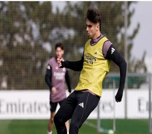 阿森西奧：阿韋洛亞理應(yīng)掌控一切，我對(duì)他懷有最高的敬意