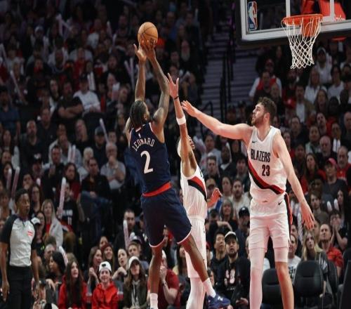 西部排名：前六已定湖人鎖定第四，兩組對決出爐，快船兵敗卡位戰(zhàn)