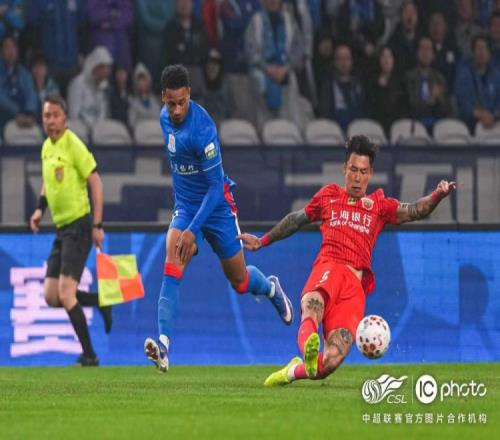 上海申花1比0上海海港球迷朋友們的吶喊終于拯救了球隊_中超直播