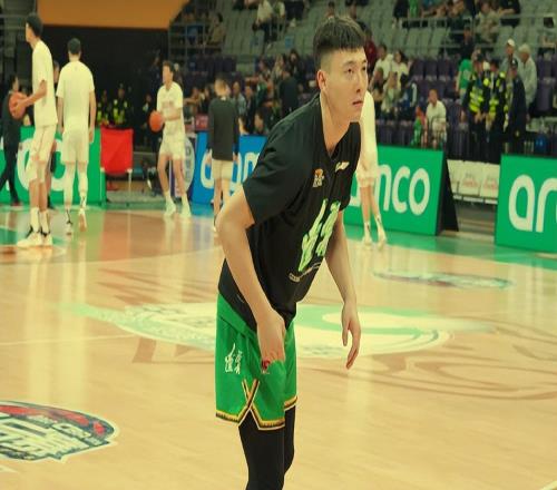 遼籃不敵青島到底誰的責任最大怪鄢手騏、萊迪和烏戈，合適嗎