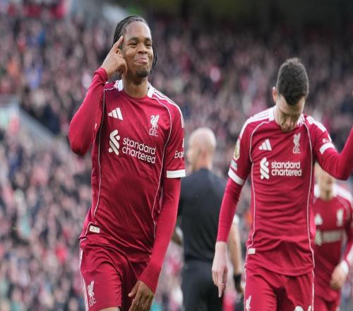 17歲Ngumoha破紀錄，利物浦終結3連敗卻埋隱患