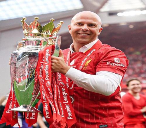 利物浦花1.1億打造的"Slotball"，8個(gè)月就把冠軍班底練廢了