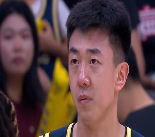 廣東半場落后寧波7分！徐杰轟17+2，杜鋒身體不適無法指揮