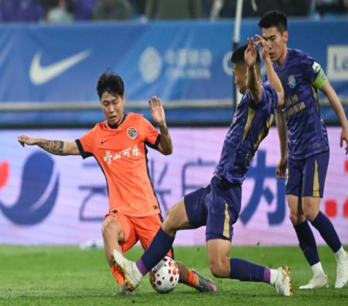 絕平！泰達球場悲喜兩重天，青島海牛11天津津門虎取寶貴一分！