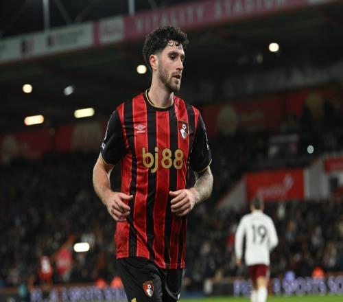 塞內(nèi)西與梅迪納有望成為阿根廷世界杯陣容第五中衛(wèi)的有力競(jìng)爭(zhēng)者_(dá)英超直播