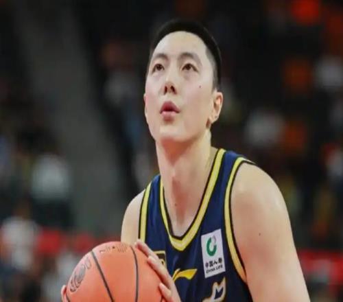 胡明軒腿傷影響太大！親承熱身都疼，從去年開始就沒有好好康復(fù)！