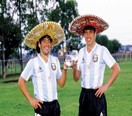 C羅未進前十！外媒評足壇歷史地位，梅西強勢登頂，齊達內(nèi)上榜