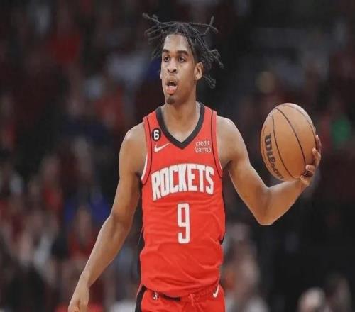 廣東3消息！胡明軒工作室出面辟謠，深圳簽新小外，徐昕帶隊(duì)贏球