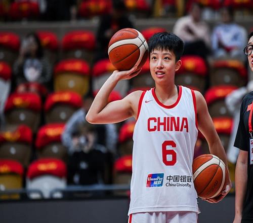 中國女籃歷史第4位！冉珂嘉被WNBA球隊(duì)選中，看齊韓旭李月汝