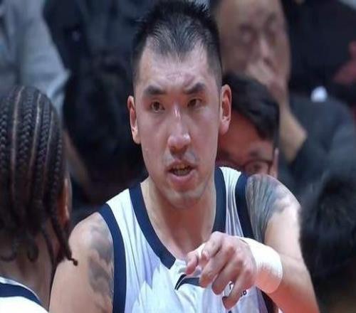 山東男籃為何3連敗數(shù)據(jù)給出答案，邱彪無奈，媒體人敢怒不敢言