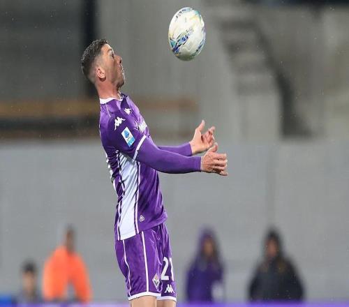 佛羅倫薩10拉齊奧：薩里控球70分鐘，被28分鐘偷家