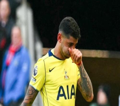 本福斯特：隊長羅梅羅下場時應激勵隊友，流淚傳遞了錯誤信息