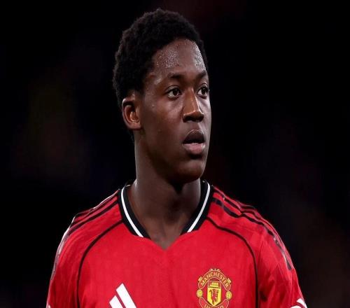 跟隊(duì)記者：梅努因輕傷缺席曼聯(lián)與利茲聯(lián)的比賽