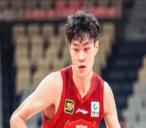 不出意外！CBA本賽季MVP會在這四人中誕生，胡明軒郭昊文無緣