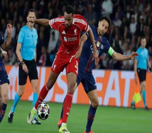 臉都不要了！利物浦6.5億歐豪陣擺大巴，斯洛特下課進入倒計時