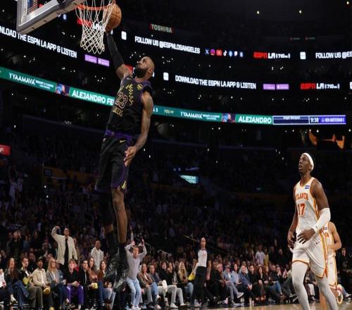 湖人隊詹姆斯：高興，多年來我一直打該死的附加賽，現(xiàn)在可看了