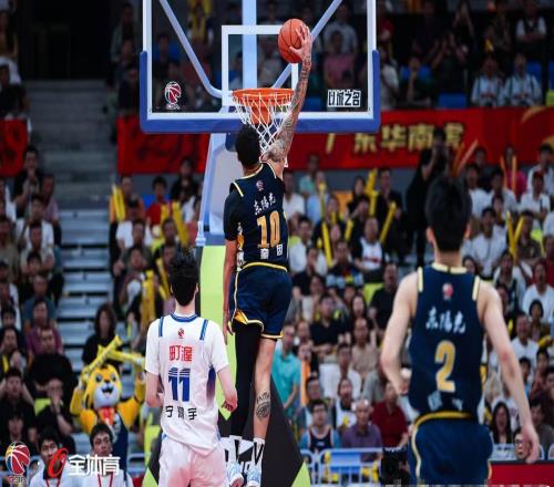 破案！陣容越破徐杰數(shù)據(jù)越驚艷原因找到，和隊(duì)里1人不在關(guān)系很大