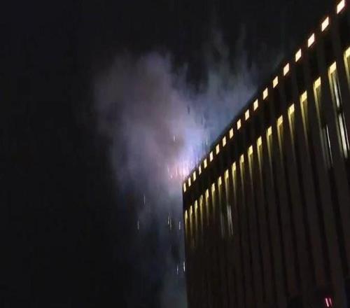 德媒：皇馬球員被安排在酒店后部且有隔音玻璃，煙花干擾不大