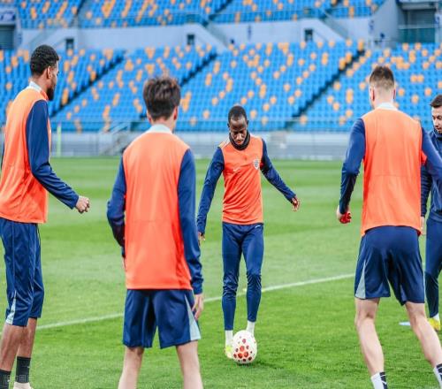 海牛隊本賽季剛看到保級曙光！就直接收到國際足聯罰單，引發熱議