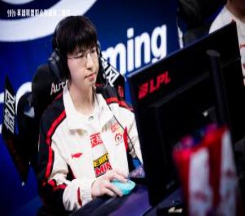 ELK更新微博：終于首勝了兄弟們很猛，輸多了自己玩的沒那么自信