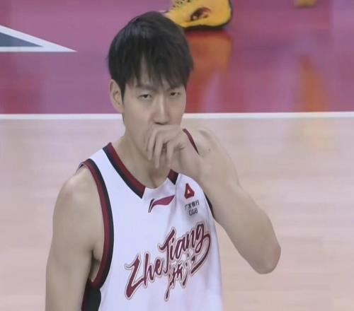 浙江男籃16分大勝，程帥澎17+4李悅洲10分，姜偉澤8中2狀態低迷！