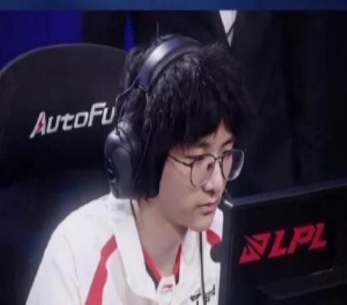 媒體人：之前說新人輿論不好Zuian我看大家挺寬容不怕失誤就怕懦