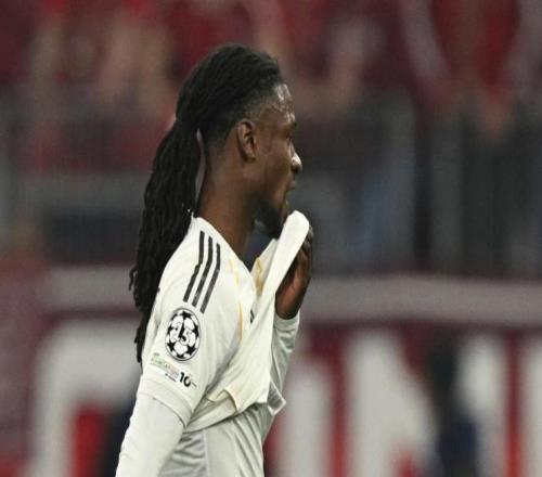 世體：皇馬今夏很難賣掉卡馬文加，球員并不愿意離隊