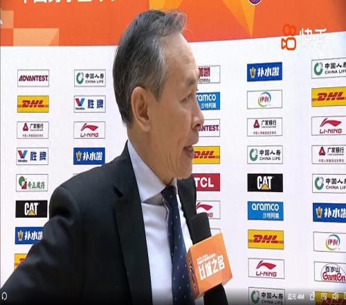 繼續擺爛首發出場僅得2分，“刺頭”外援惹怒京蜜：必須換了他