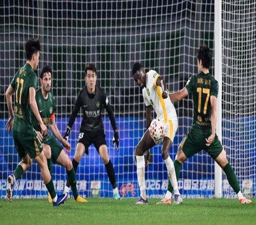 王鈺棟啞火0射正：3場(chǎng)0球，北京國(guó)安陷入不勝怪圈：面臨保級(jí)壓力