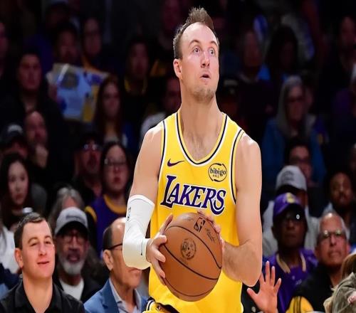 肯納德創(chuàng)7新高登全美熱搜！湖蜜贊譽(yù)直接刷屏佩林卡2換1賺翻天