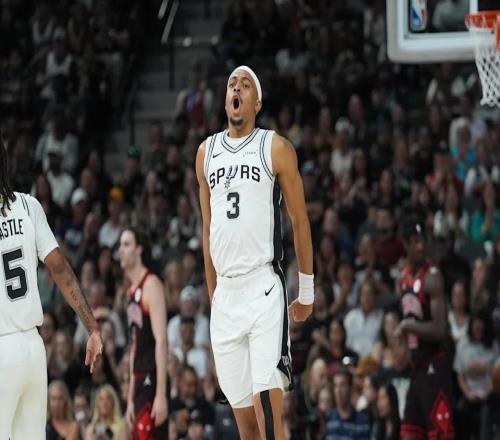 馬刺第六人自曝：從首發到板凳，我照鏡子哭了