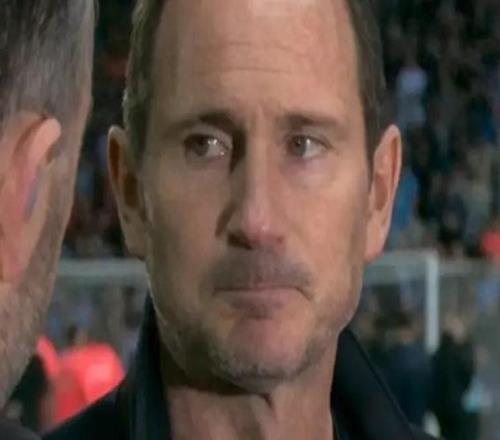 帶考文垂重返英超，前切爾西名將蘭帕德流下了眼淚