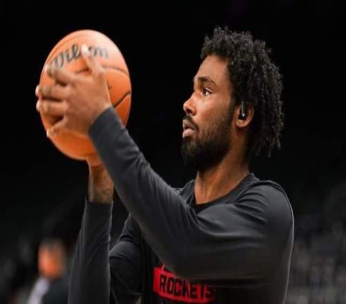 申京打不了硬仗，完敗艾頓火箭鋒線7投全中替補16+10成翻盤底牌