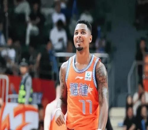 從領先19分到輸球，廣東節(jié)奏把控失守，皮特森三分擊潰粵軍防線