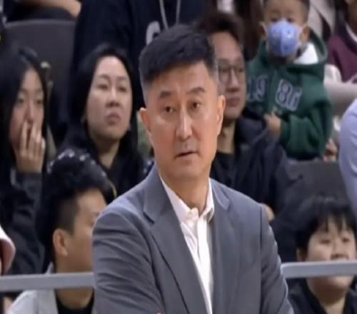杜鋒：今天只打了18分鐘好球，之后的戰(zhàn)術(shù)、防守全都沒有了