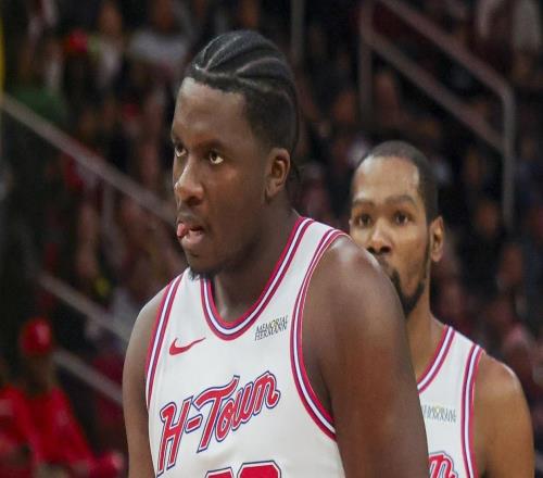 22分对13分！火箭2阵完胜湖人，乌度卡输在首发重用新人成败笔